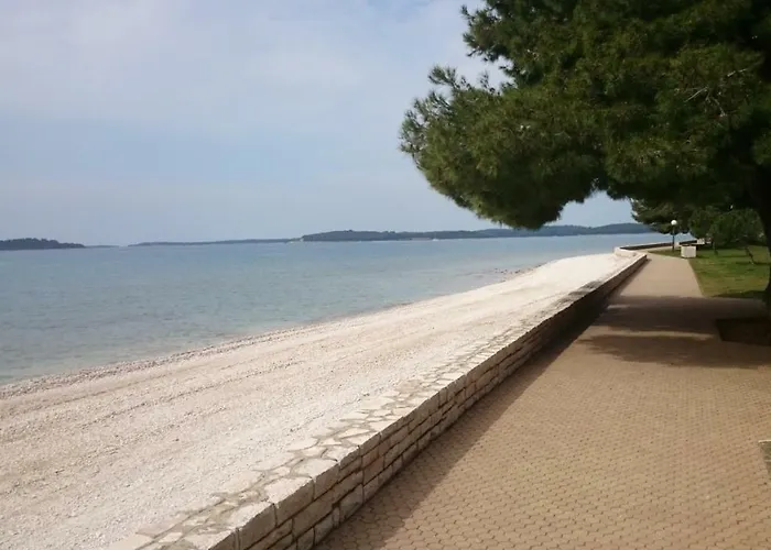 Dina Lejlighed Pula