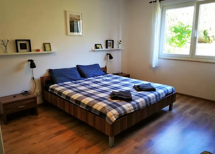 Apartman Dina Póla